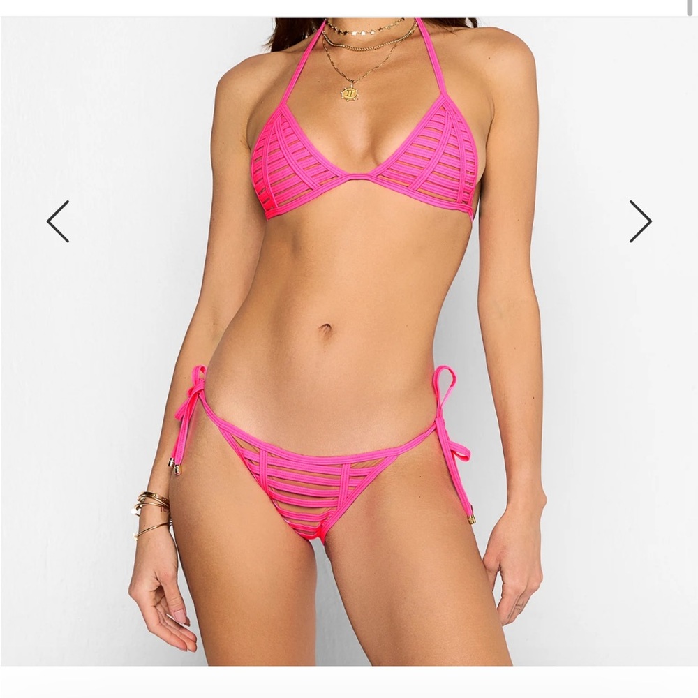 Brand NWT Beach Bunny Hard Summer bikini top and bottom